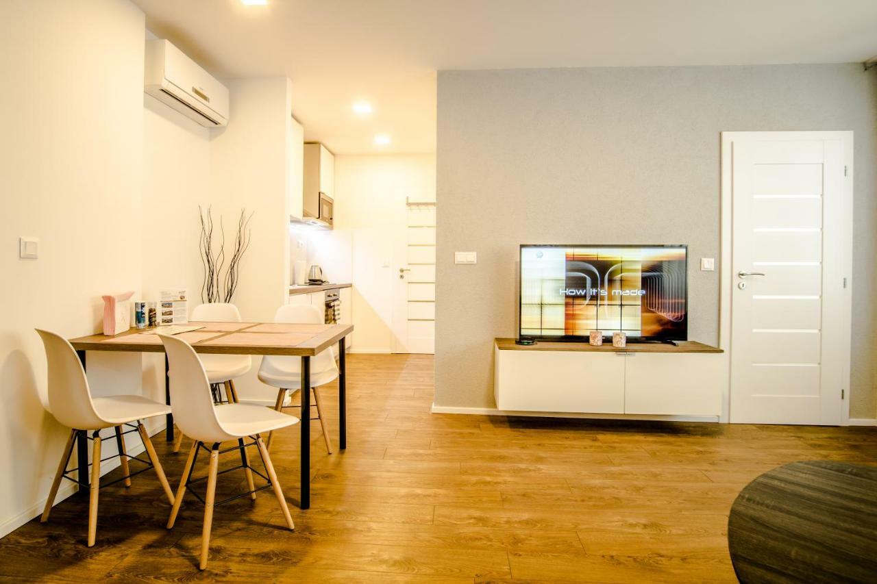 Central Apartments By Kovee براتسيلافا المظهر الخارجي الصورة